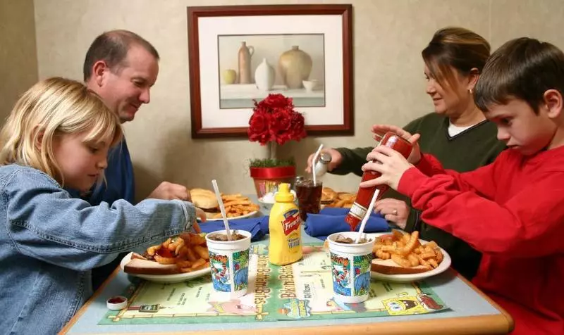 Отель Ramada Topeka West