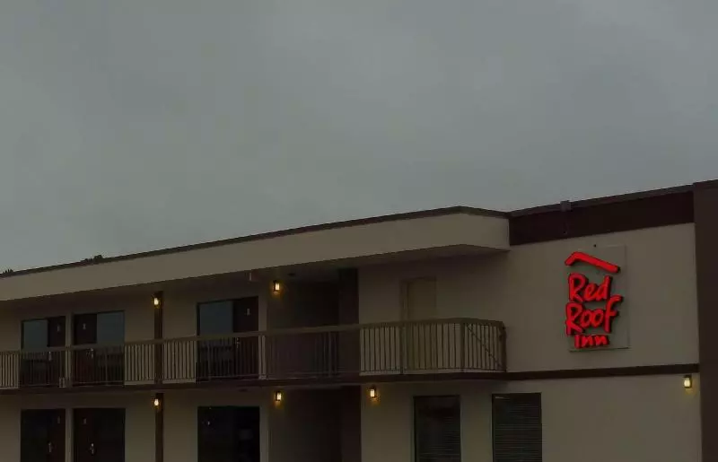 호텔 Red Roof Inn Fredericksburg South