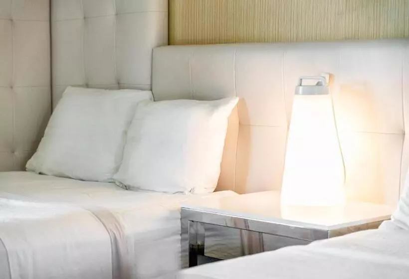 בית מלון כפרי Calle Joaquin   San Luis Obispo