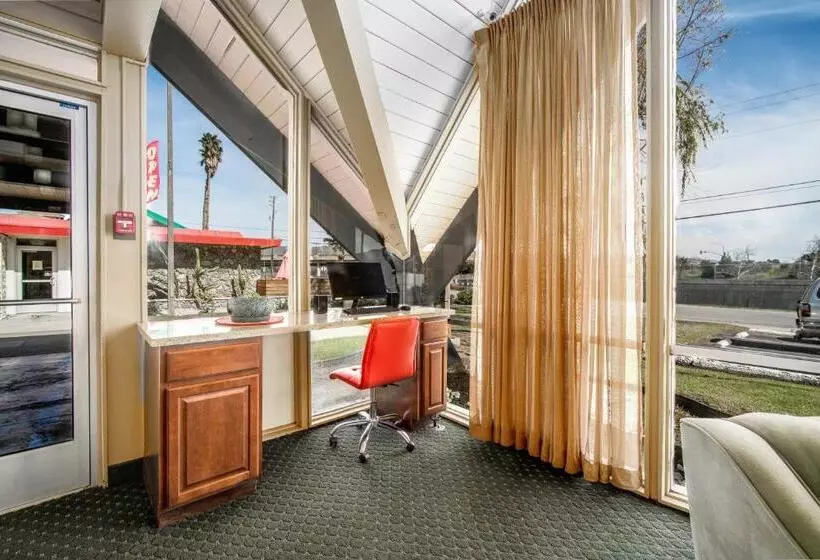 בית מלון כפרי Calle Joaquin   San Luis Obispo