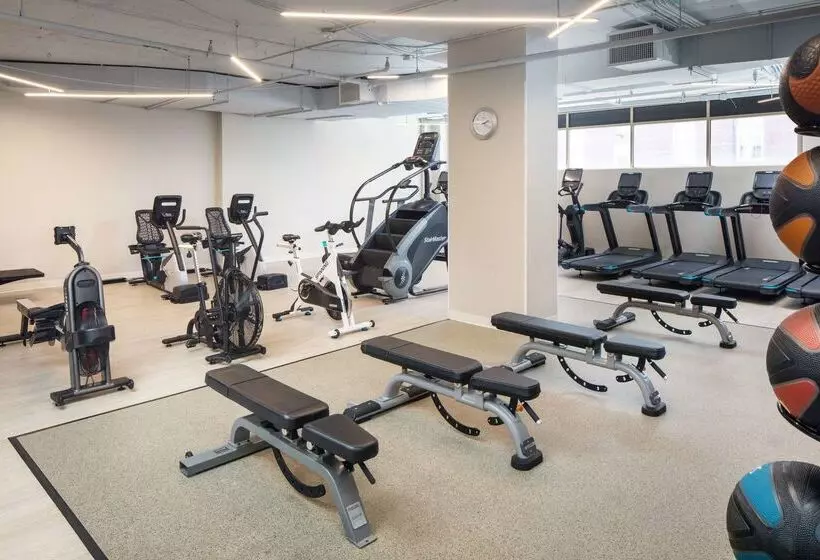 The Bethesdan Hotel, Tapestry Collection By Hilton