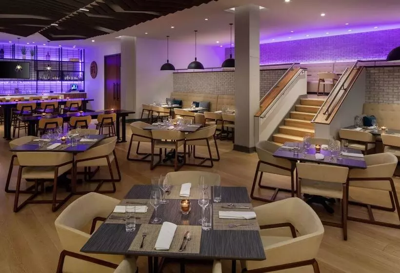 The Bethesdan Hotel, Tapestry Collection By Hilton