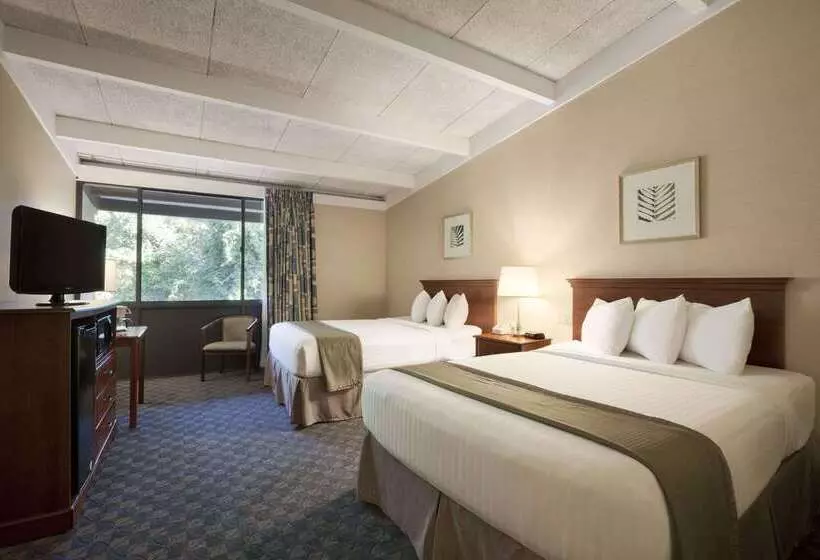 호텔 Wyndham Garden Washington Dc North