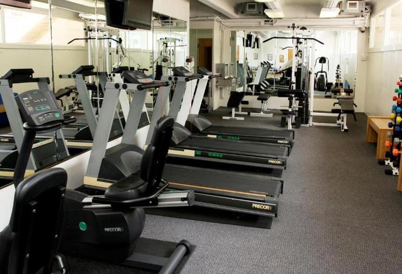 Imperial Hawaii Resort