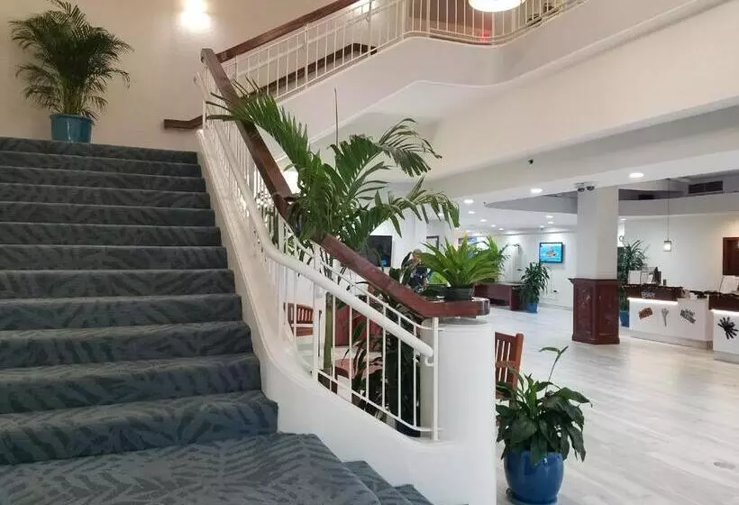 Imperial Hawaii Resort