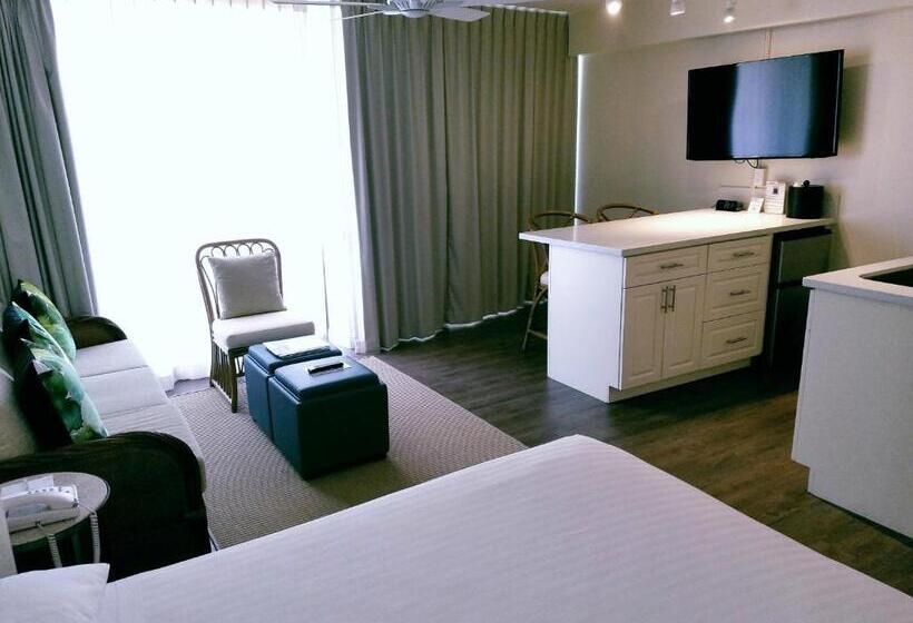 Imperial Hawaii Resort