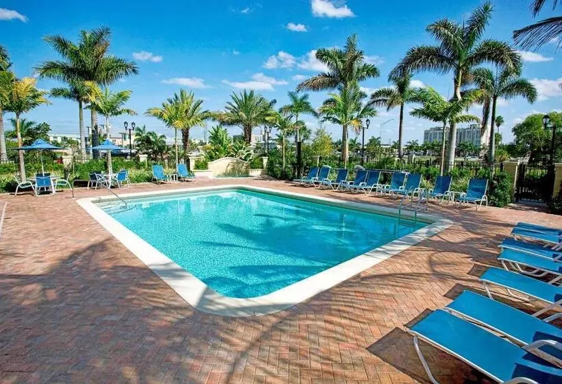 منتجع Four Points By Sheraton Punta Gorda Harborside