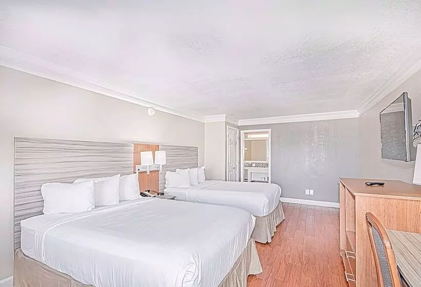 فندق Casa Bella Inn & Suites Extended Stay