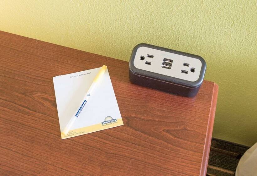 Days Hotel By Wyndham Danville Conference Center