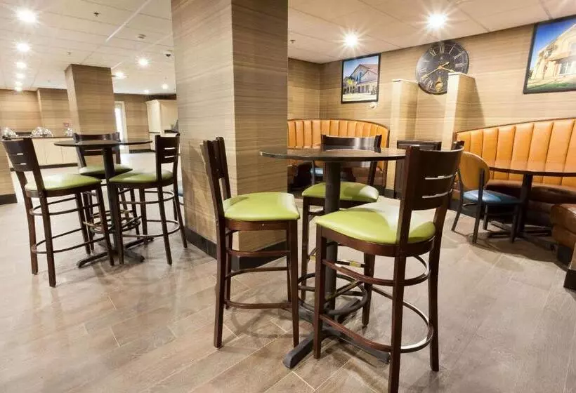 Hotel Drury Inn & Suites Mcallen