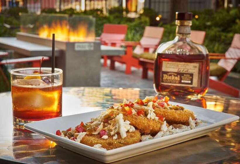 فندق Hilton Knoxville