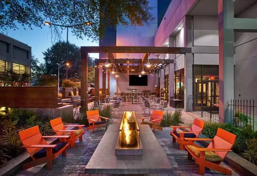 酒店 Hilton Knoxville