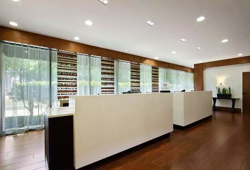 酒店 Hilton Knoxville