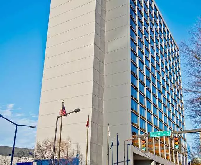 酒店 Hilton Knoxville