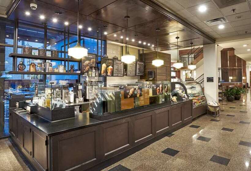 فندق Hilton Knoxville