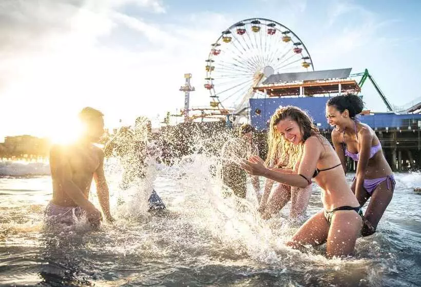 בית מלון כפרי Hilton Los Angeles Airport