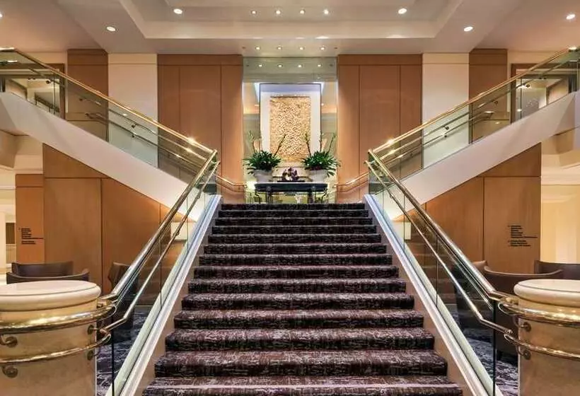 בית מלון כפרי Hilton Los Angeles Airport