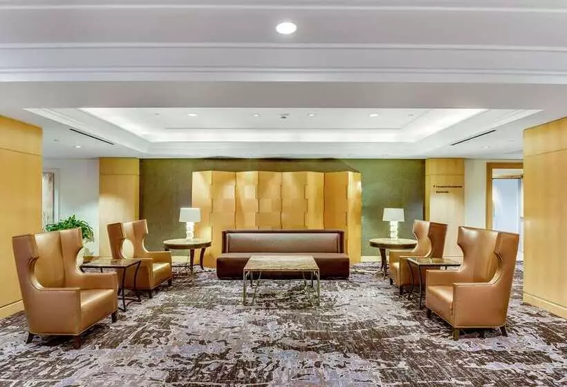 בית מלון כפרי Hilton Los Angeles Airport