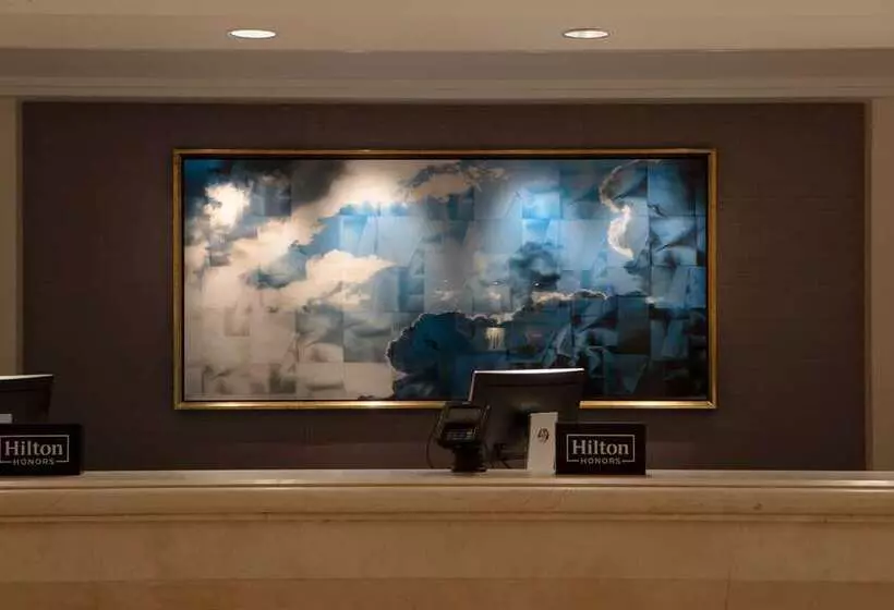בית מלון כפרי Hilton Los Angeles Airport