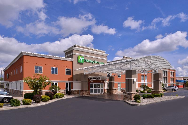 Holiday Inn Hotel & Suites Rochester Marketplace, An Ihg