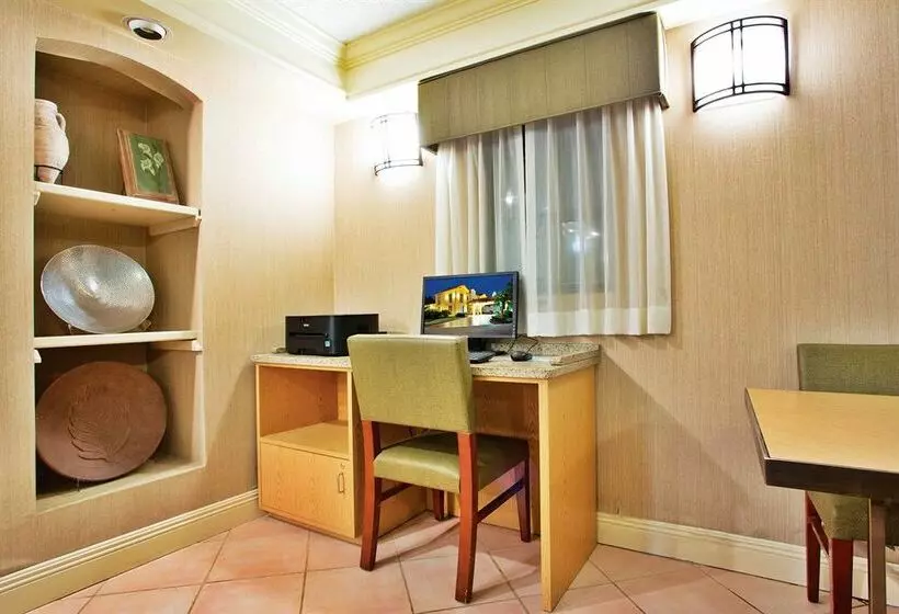 酒店 La Quinta Inn Baton Rouge University Area