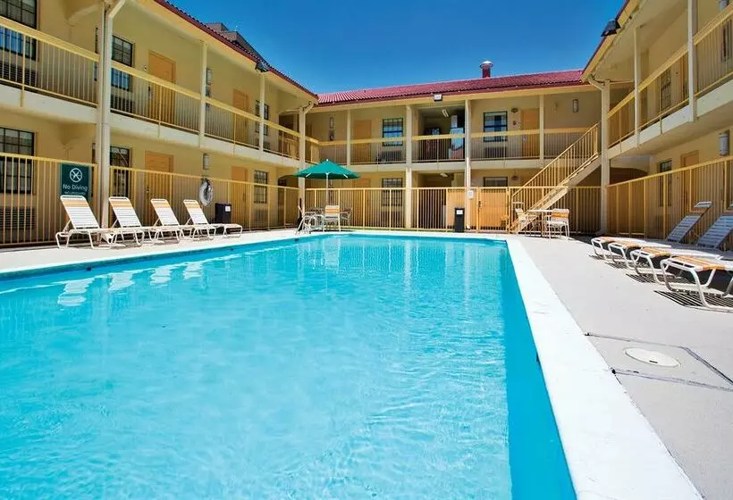 酒店 La Quinta Inn Baton Rouge University Area
