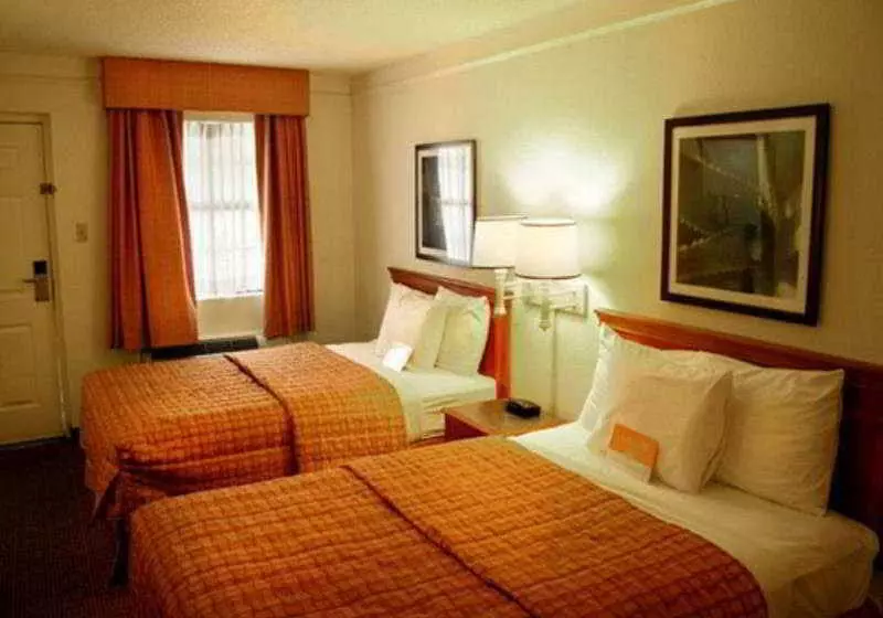 酒店 La Quinta Inn Baton Rouge University Area