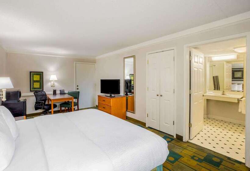 فندق La Quinta Inn By Wyndham Lufkin