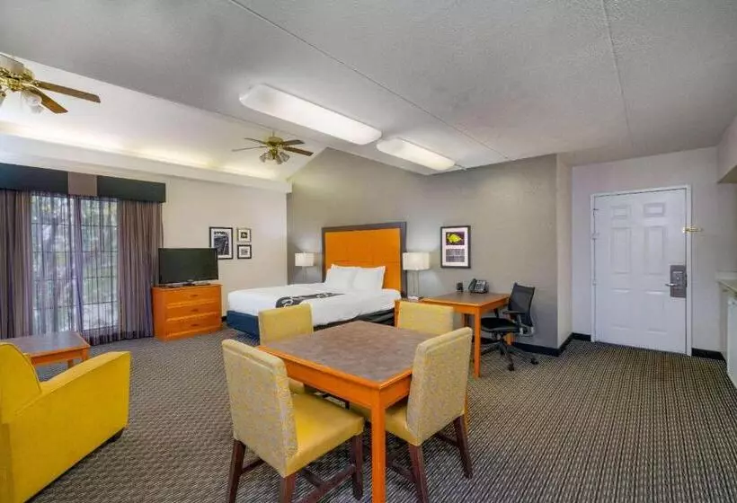 酒店 La Quinta Inn By Wyndham Nashville South