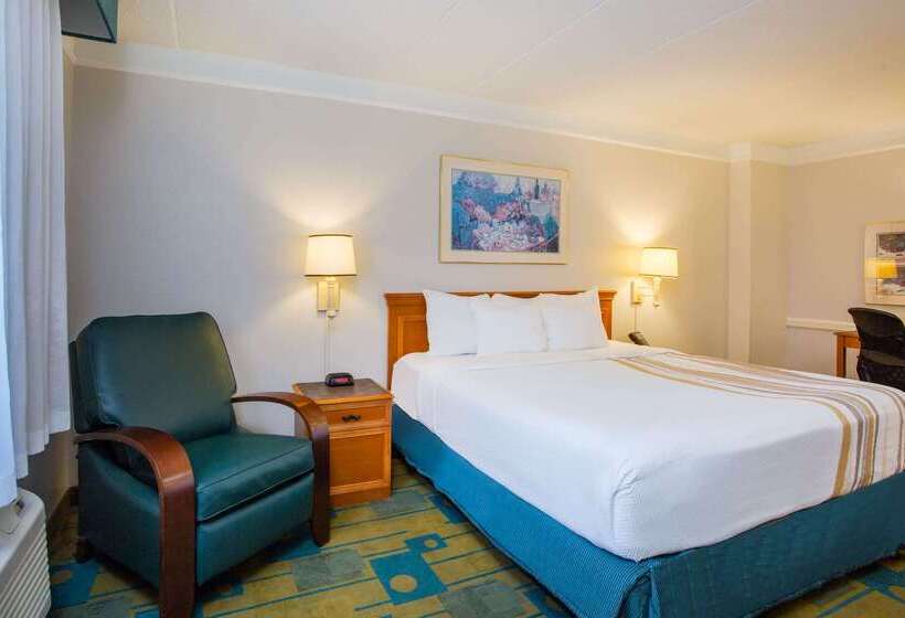 בית מלון כפרי La Quinta Inn By Wyndham Norfolk Virginia Beach