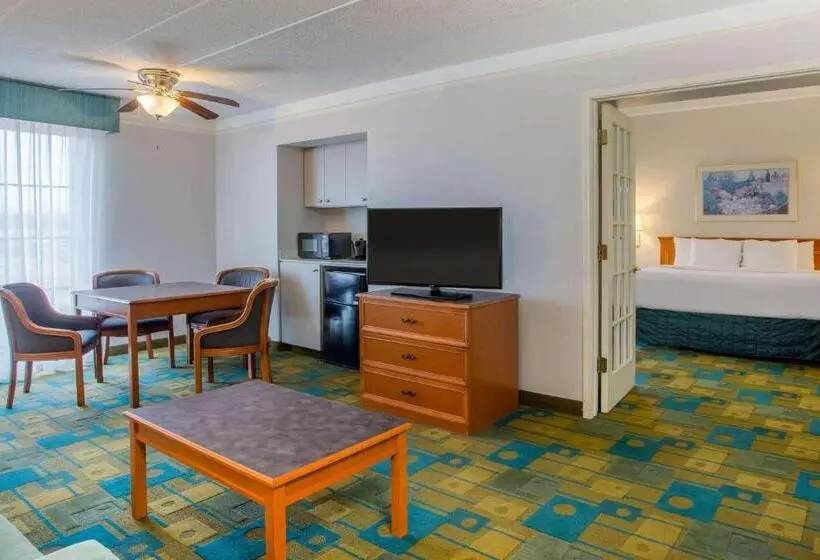 ホテル La Quinta Inn By Wyndham Norfolk Virginia Beach
