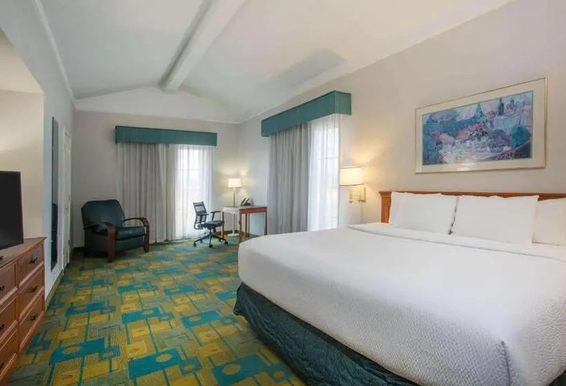 ホテル La Quinta Inn By Wyndham Norfolk Virginia Beach
