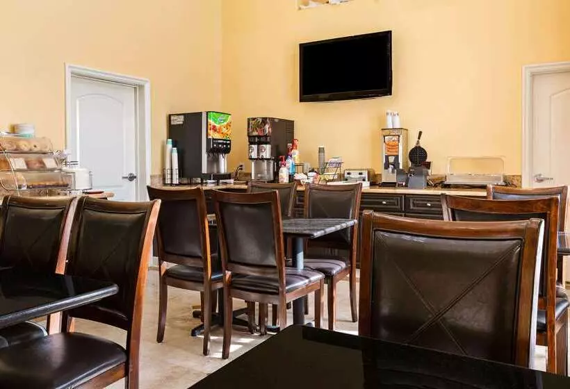 בית מלון כפרי La Quinta By Wyndham Moreno Valley