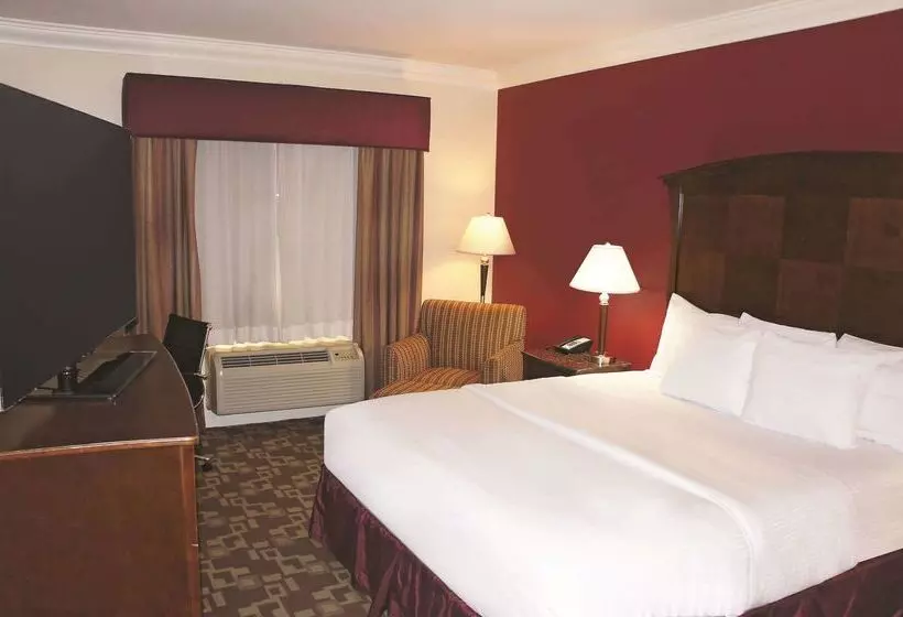 בית מלון כפרי La Quinta By Wyndham Moreno Valley