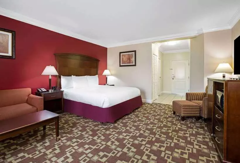 בית מלון כפרי La Quinta By Wyndham Moreno Valley