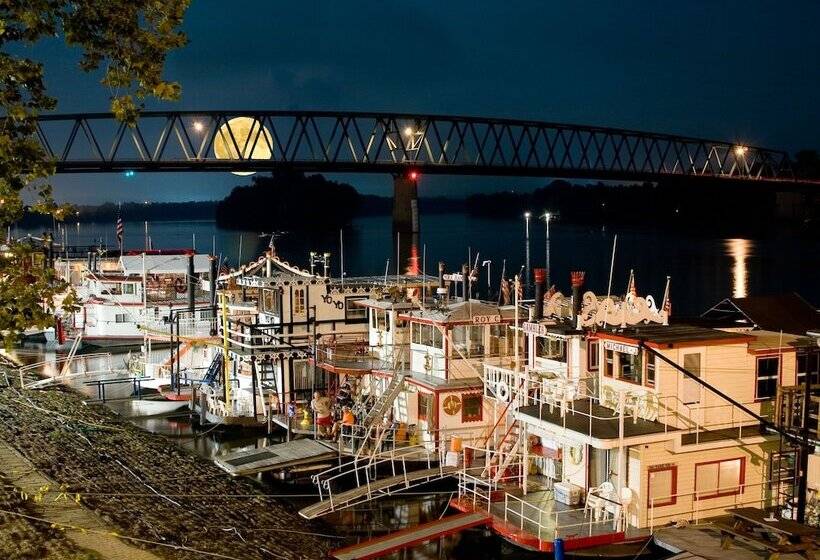 Lafayette Hotel Marietta