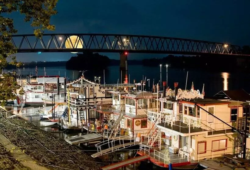 Lafayette Hotel Marietta