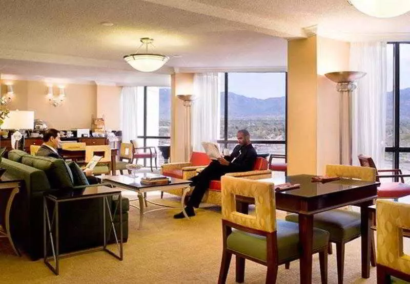 Отель Marriott Albuquerque