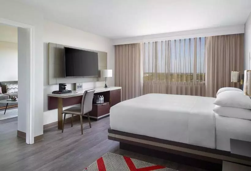 ホテル Marriott Kansas City Overland Park