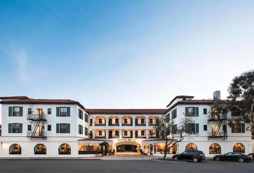 فندق Montecito Inn
