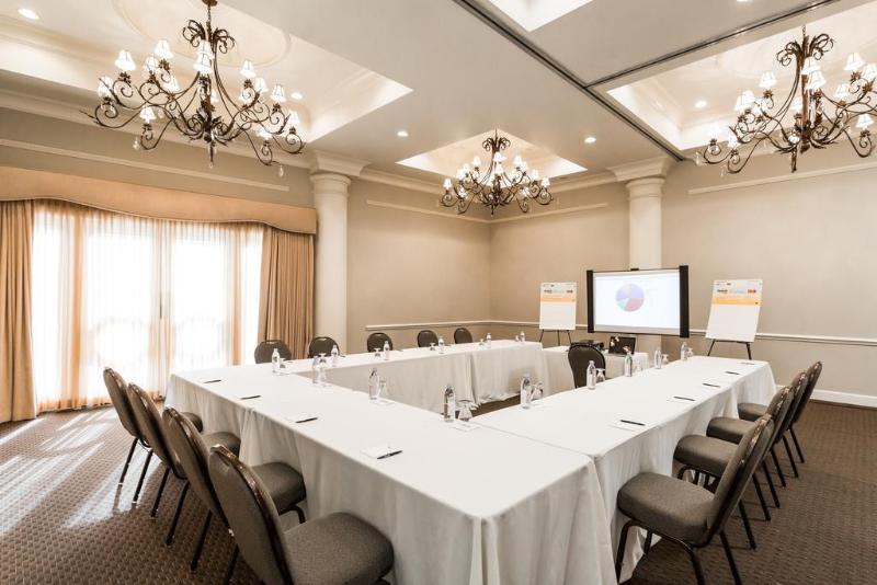 호텔 Montecito Inn