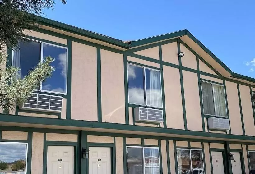 호텔 National 9 Inn Price