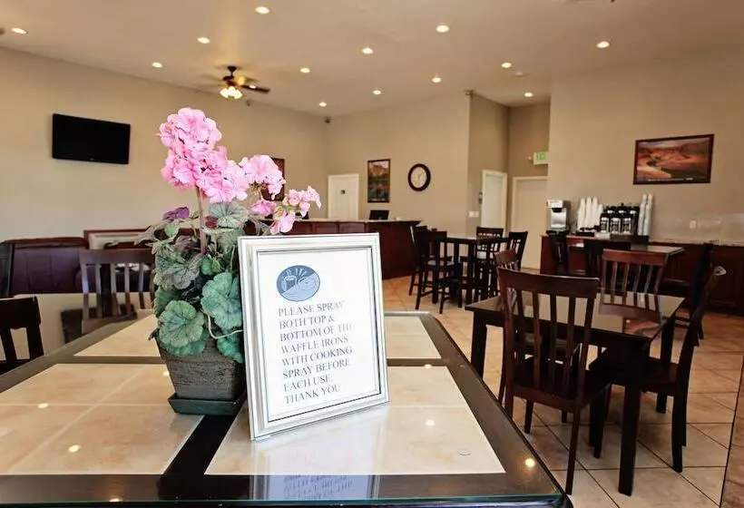 호텔 National 9 Inn Price