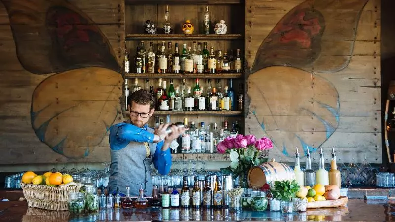 هتل Petit Ermitage