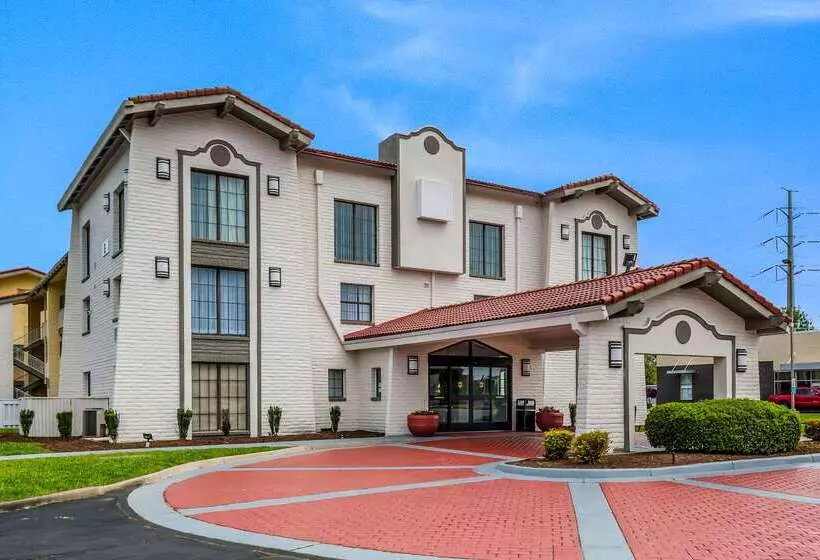 Szálloda Quality Inn