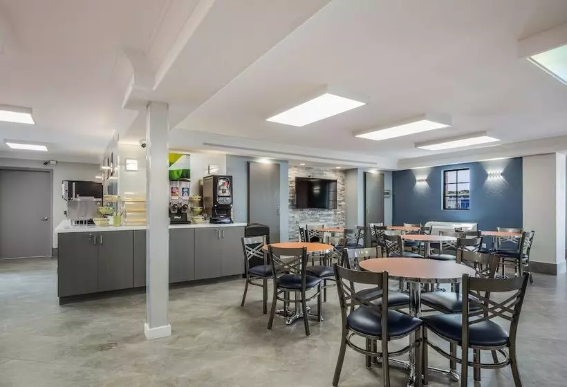 Szálloda Quality Inn