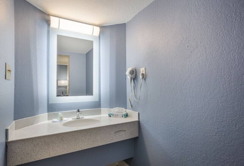 فندق Quality Inn