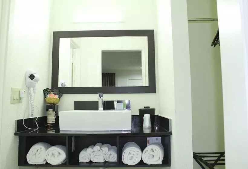 호텔 Stay Express Inn Dallas   Fair Park / Downtown