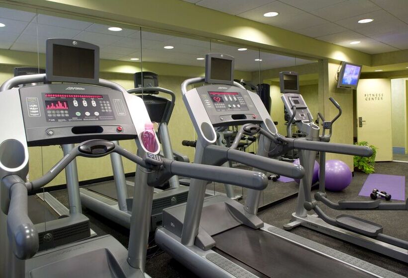 酒店 The Gardens Sonesta Es Suites New York