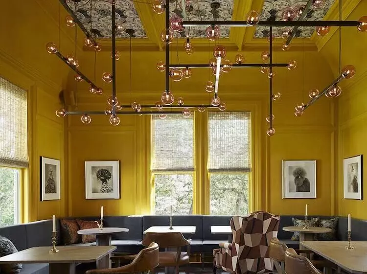 Отель The Madrona